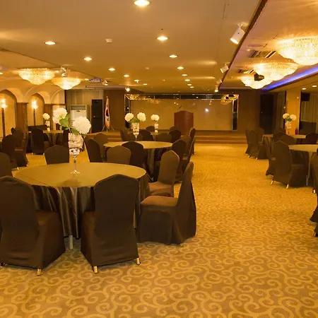 Diamond Tourist Hotel